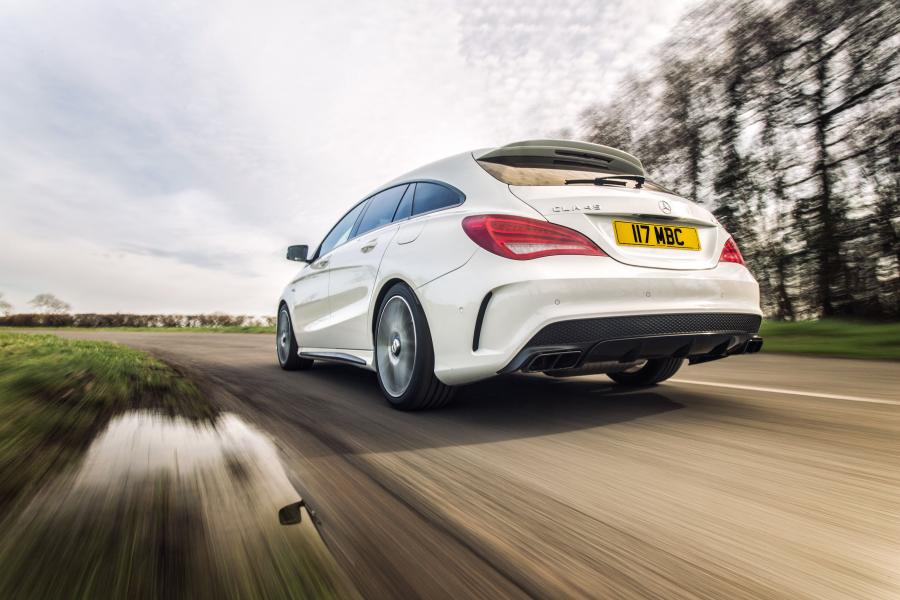  Mercedes-AMG CLA45 Shooting Brake 2015 года  (UK) (фото 13 из 30)